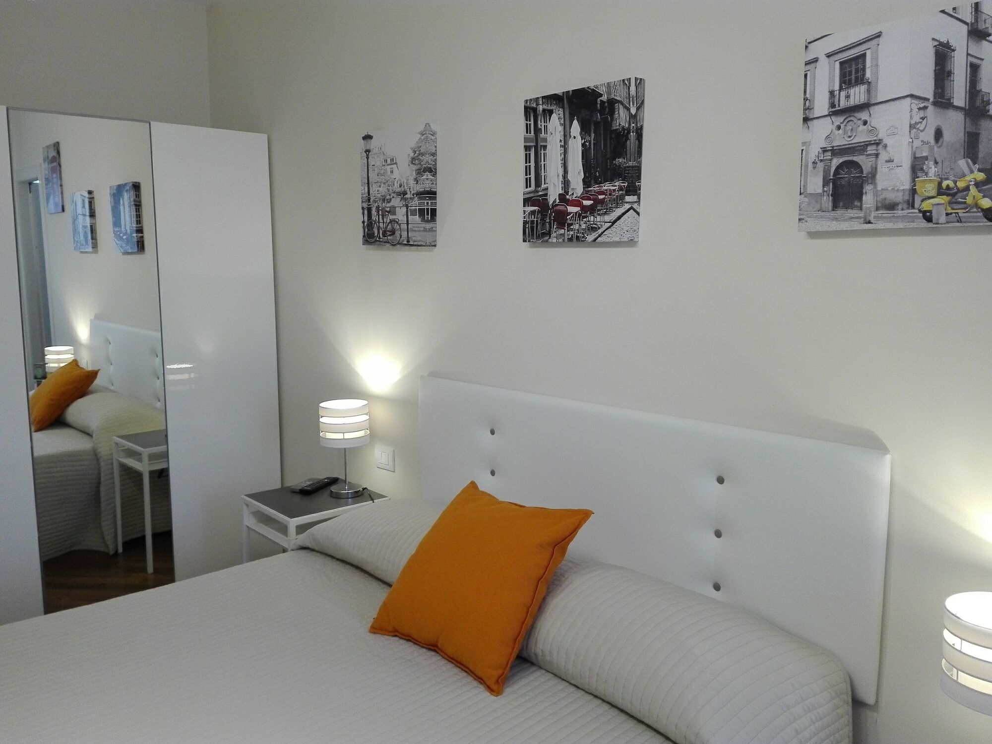 Residenza Piazza Moro Bed and Breakfast Bari Buitenkant foto